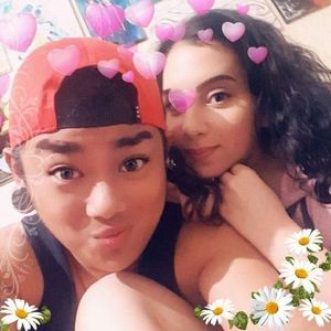 Meet your Posher, Amni